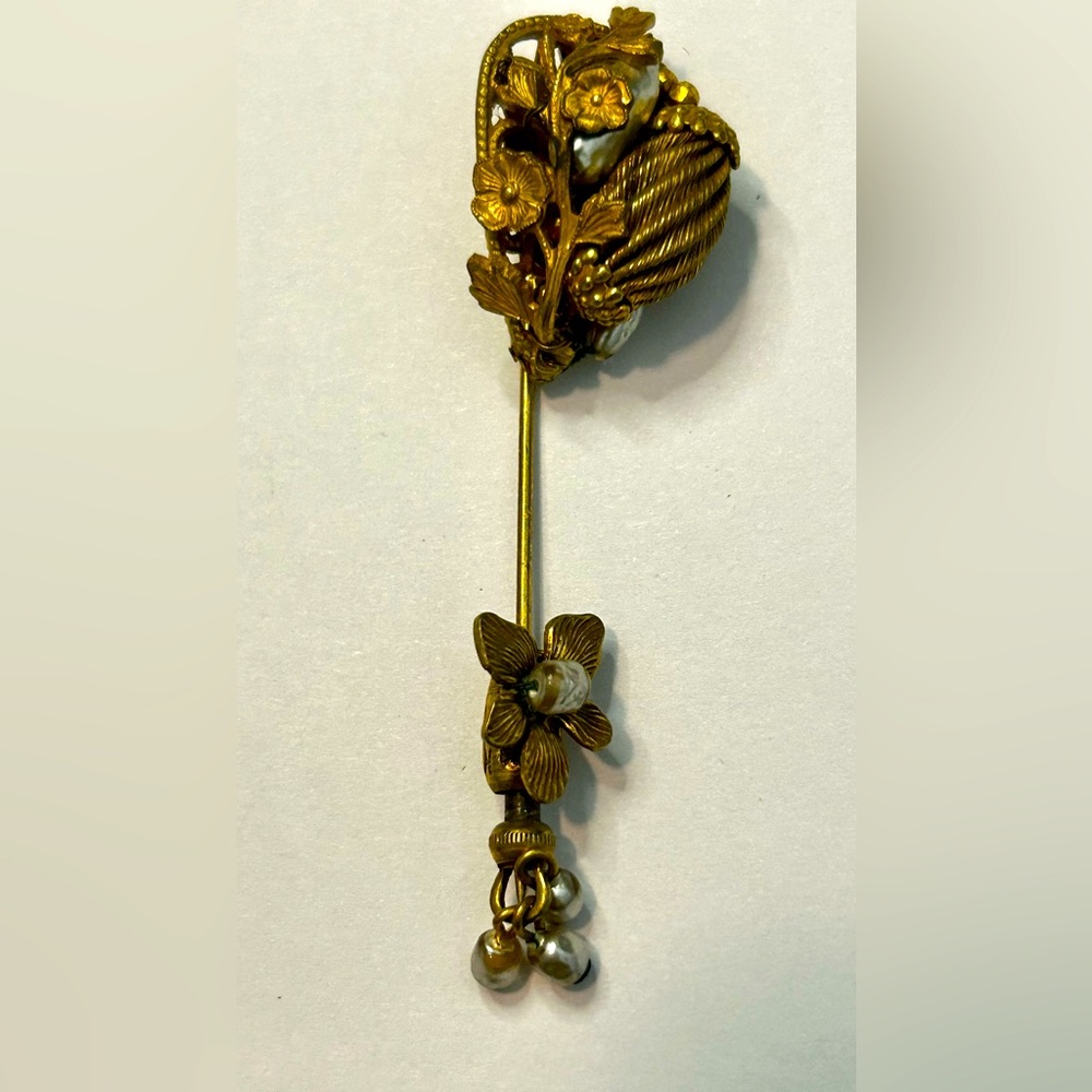 Miriam Haskell pearl brooch